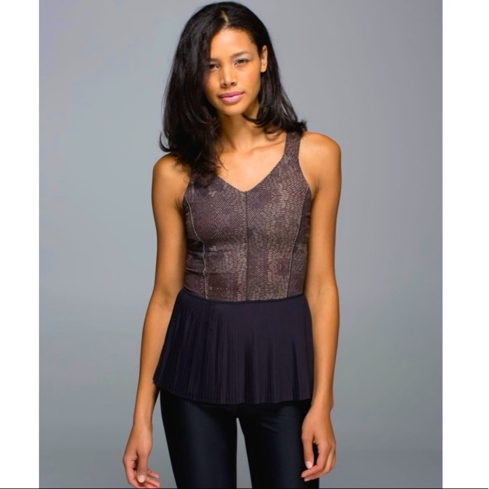 Lululemon City Tank, size 4 NWT